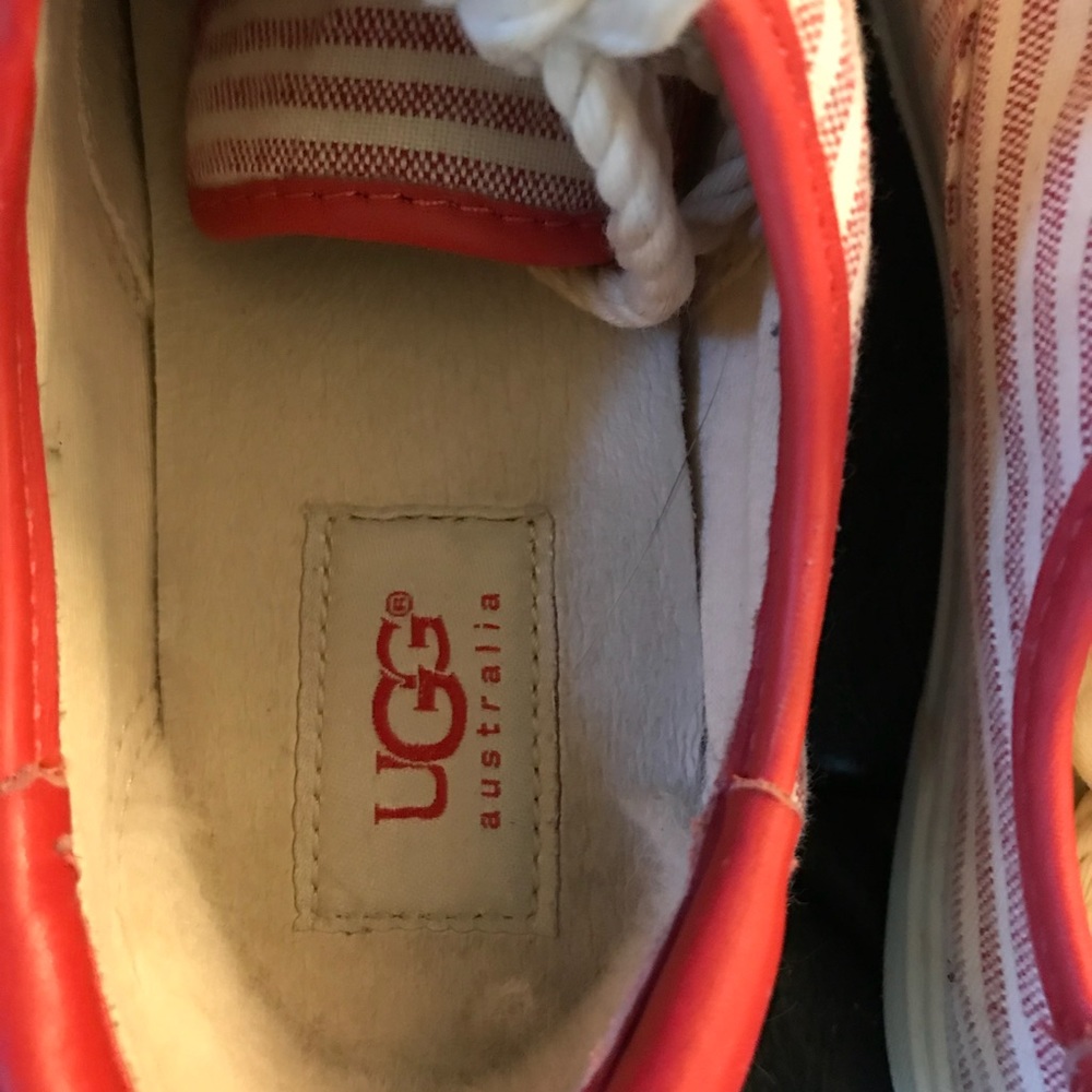Uggs - Picture 3 of 5